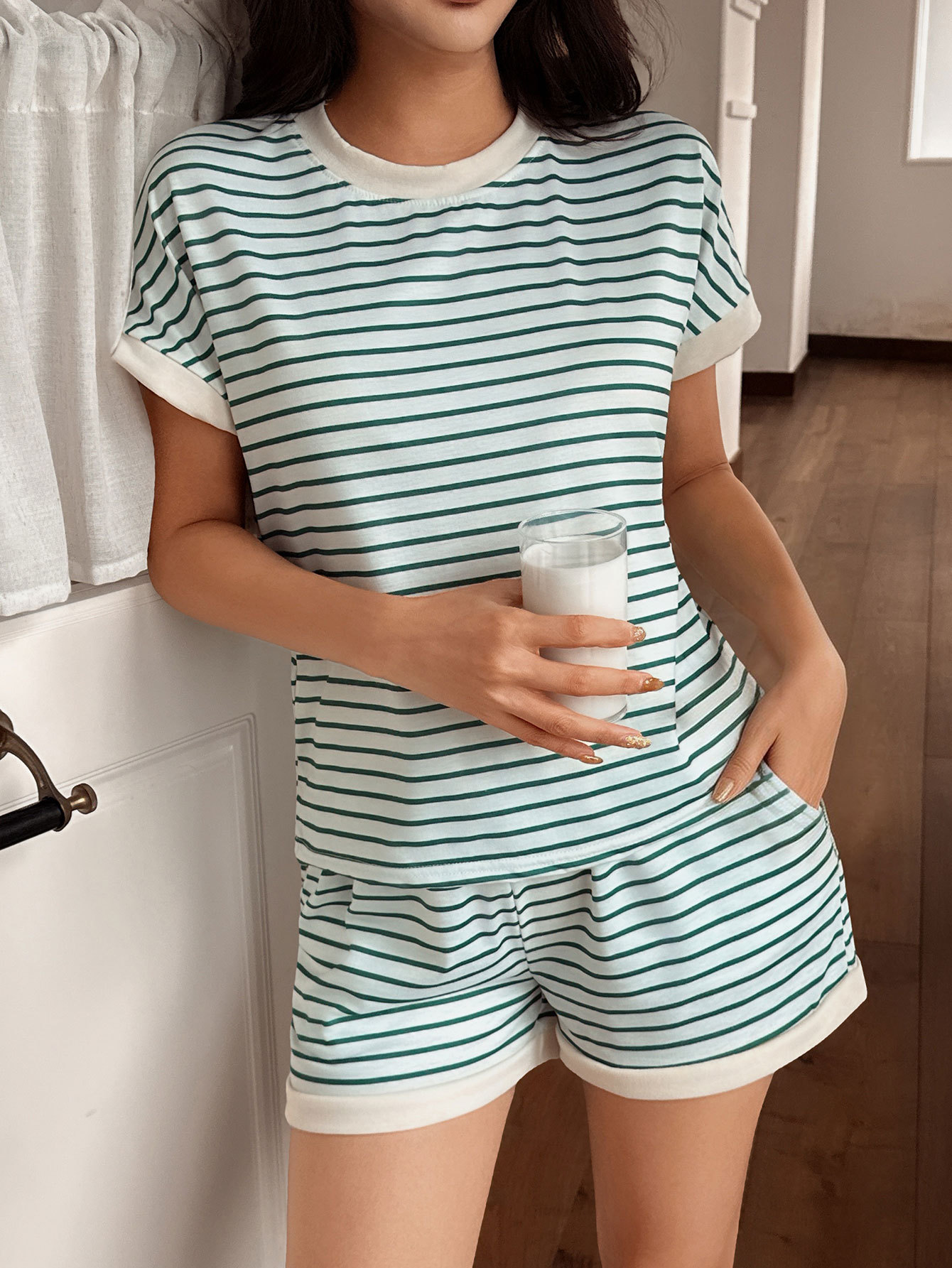 Pinterest 女性用服 レディース Tシャツ 衣類 女 - Summer Clothing Pinterest のレビューと価格